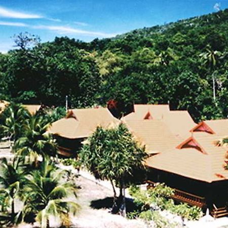 Coral Redang Island Resort Экстерьер фото